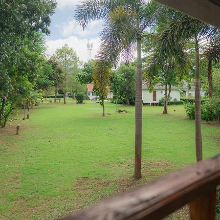 Pai Flora Resort Extérieur photo