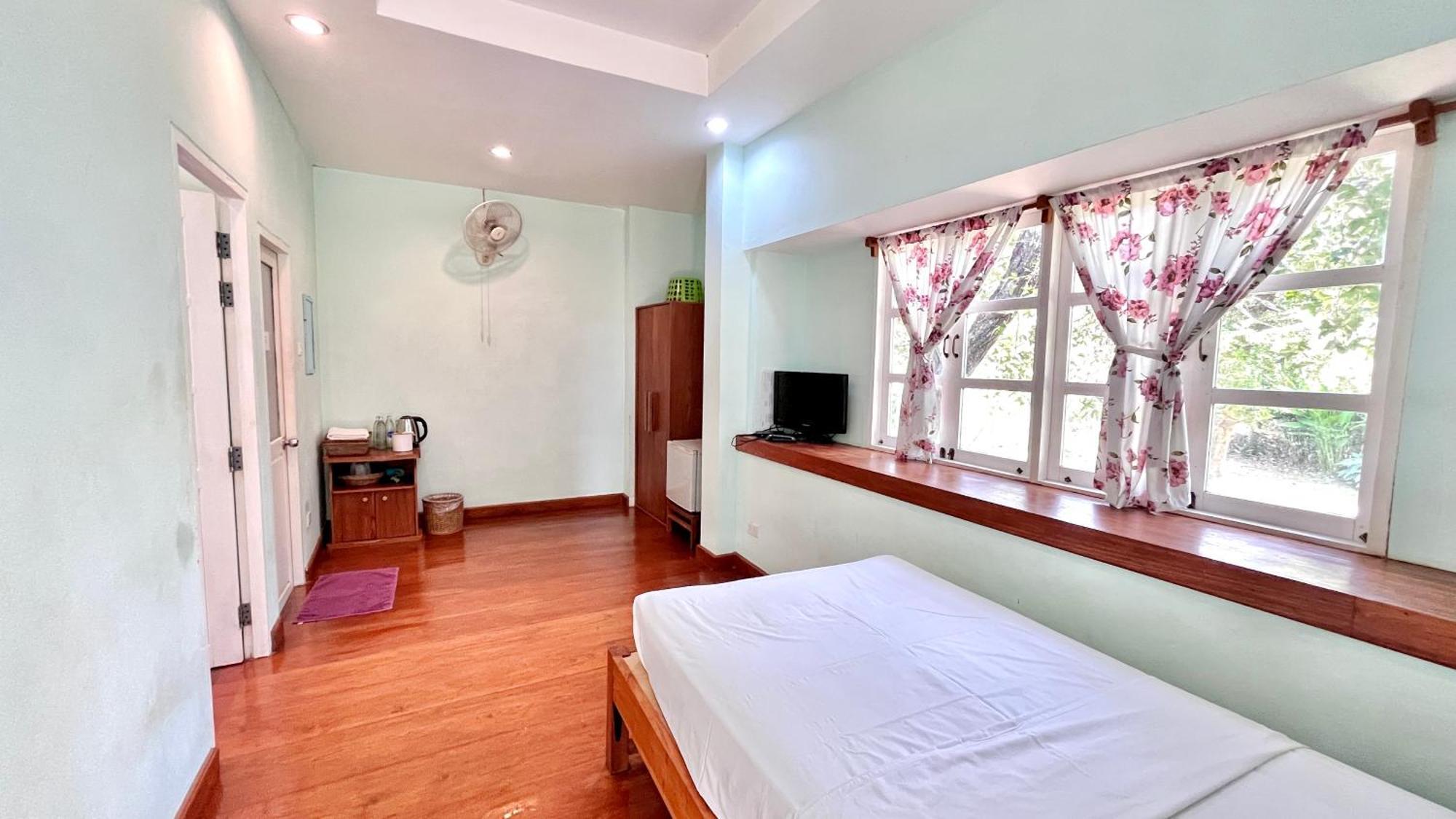 Pai Flora Resort Extérieur photo