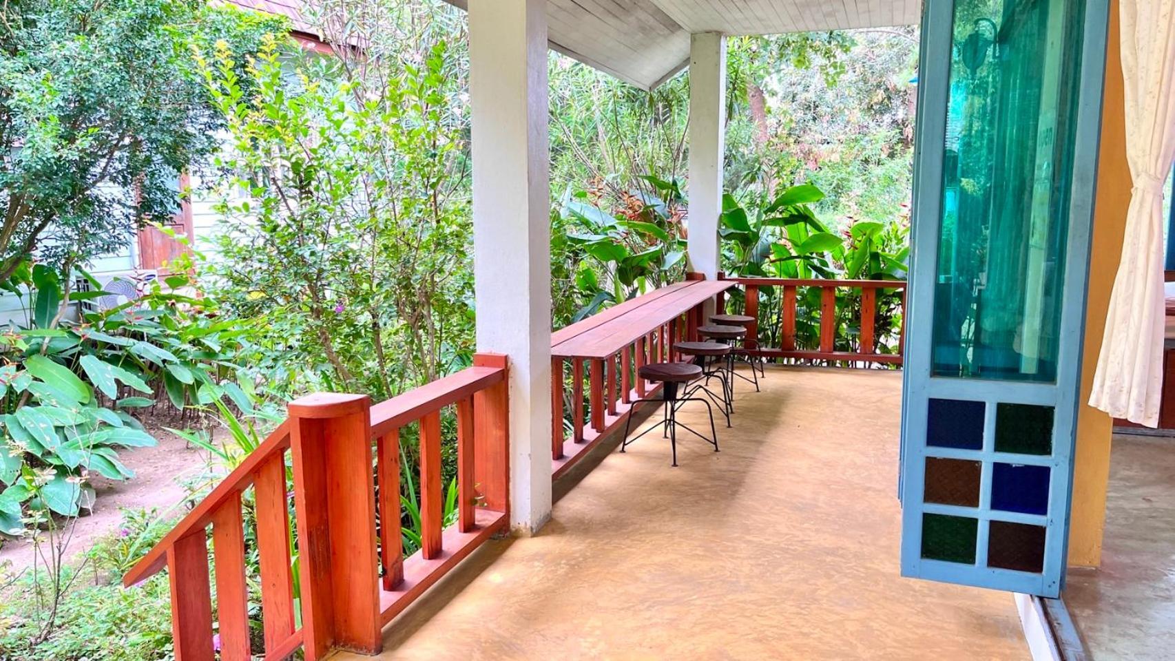Pai Flora Resort Extérieur photo