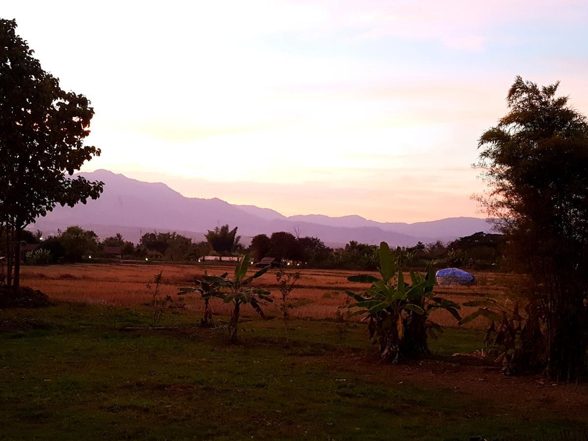 Pai Flora Resort Extérieur photo