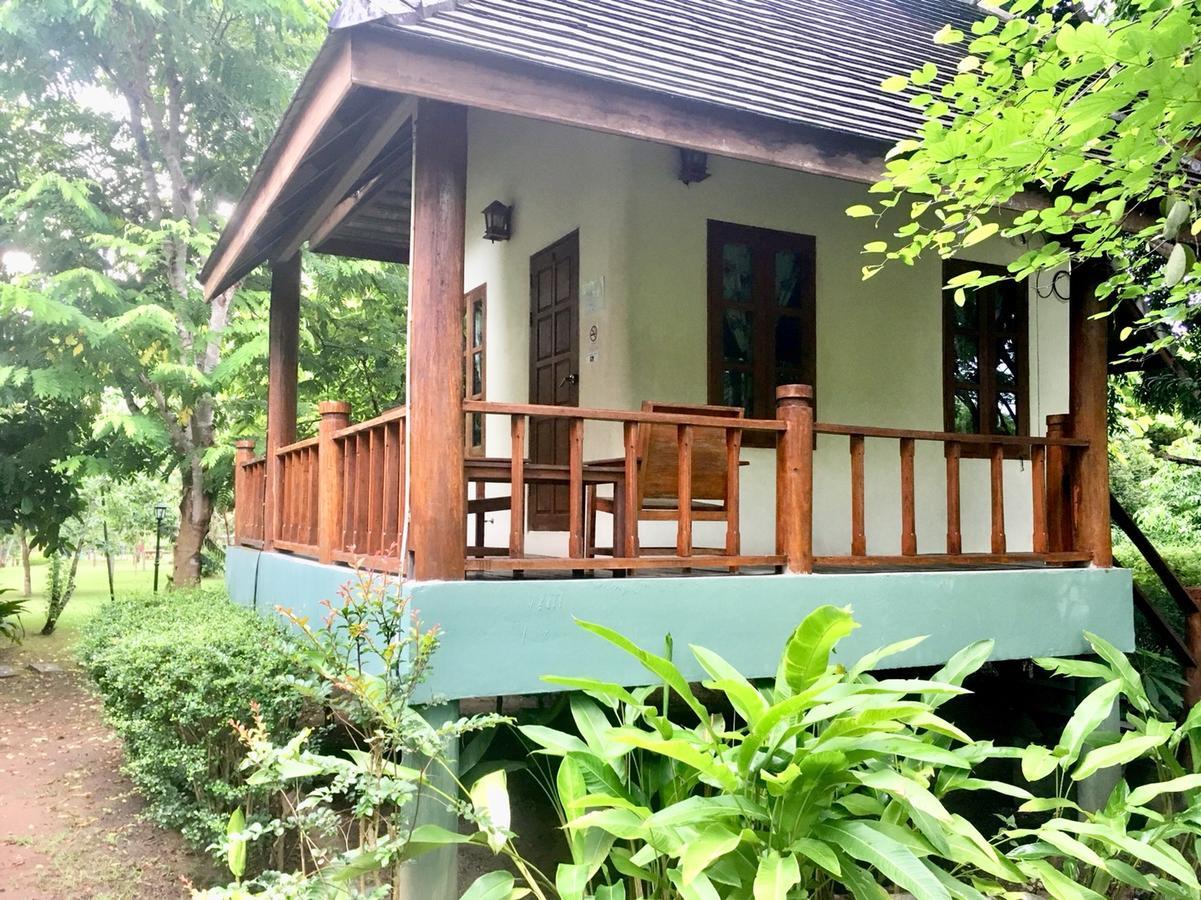 Pai Flora Resort Extérieur photo